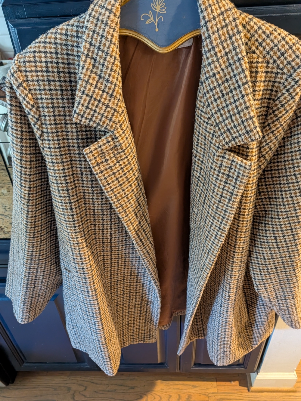 Old Navy Houndstooth Blazer in Tan and Black